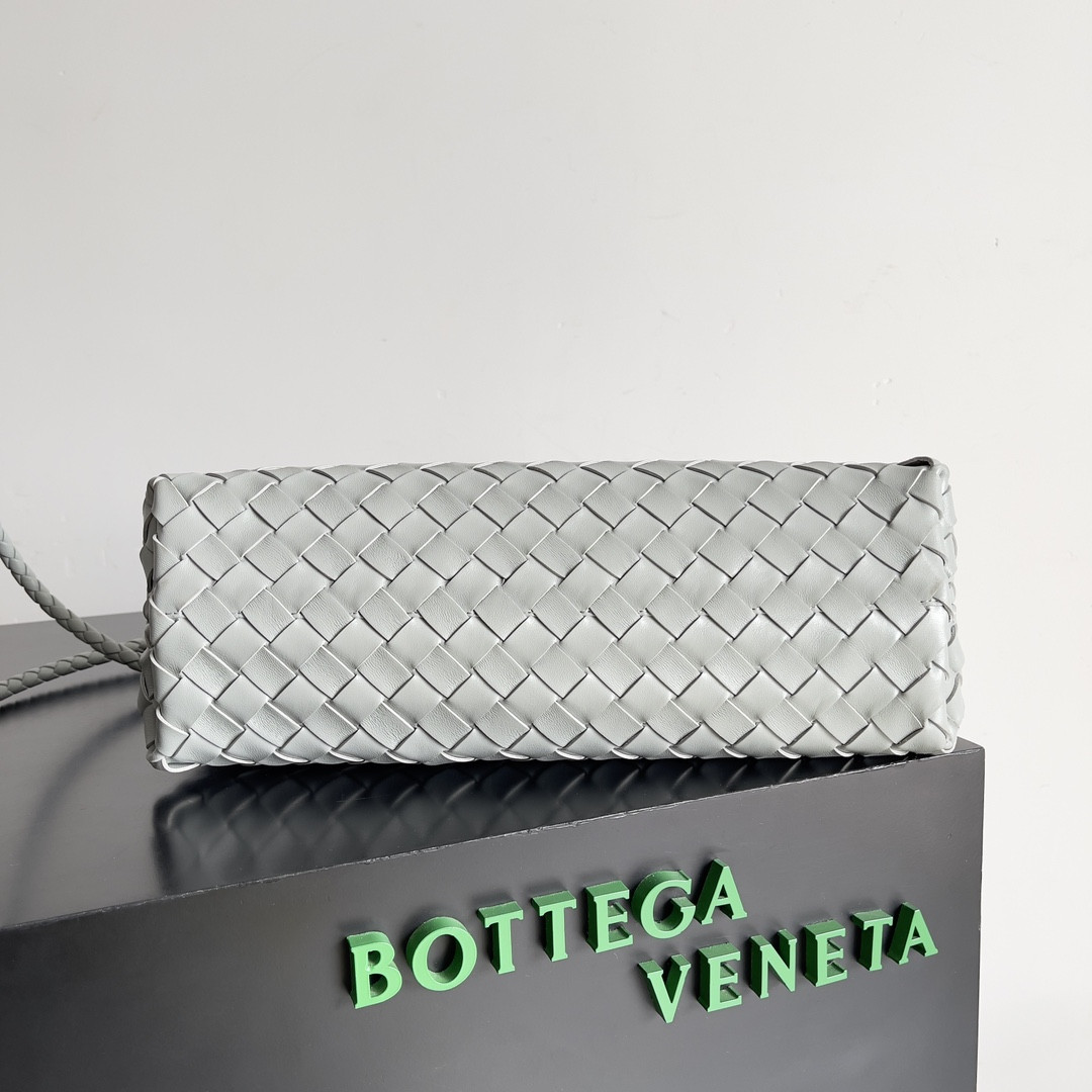 B0tt*ga Ven*ta East-West Andiamo 29x10x18CM