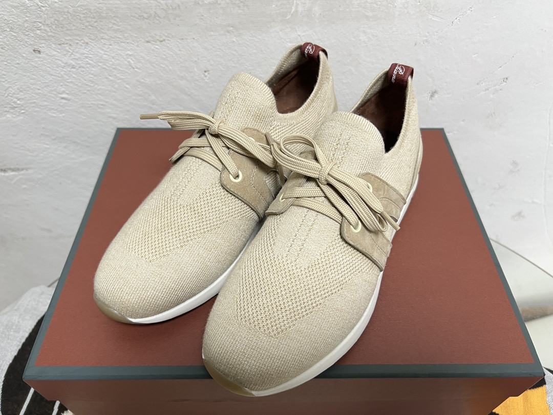 UA L0r0 P1ana 360 LP Flexy Walk Sneaker