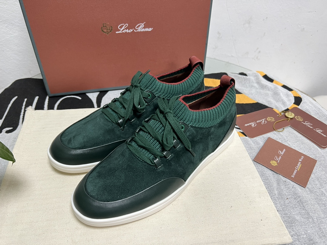 UA L0r0 P1ana Soho Walk Sneaker