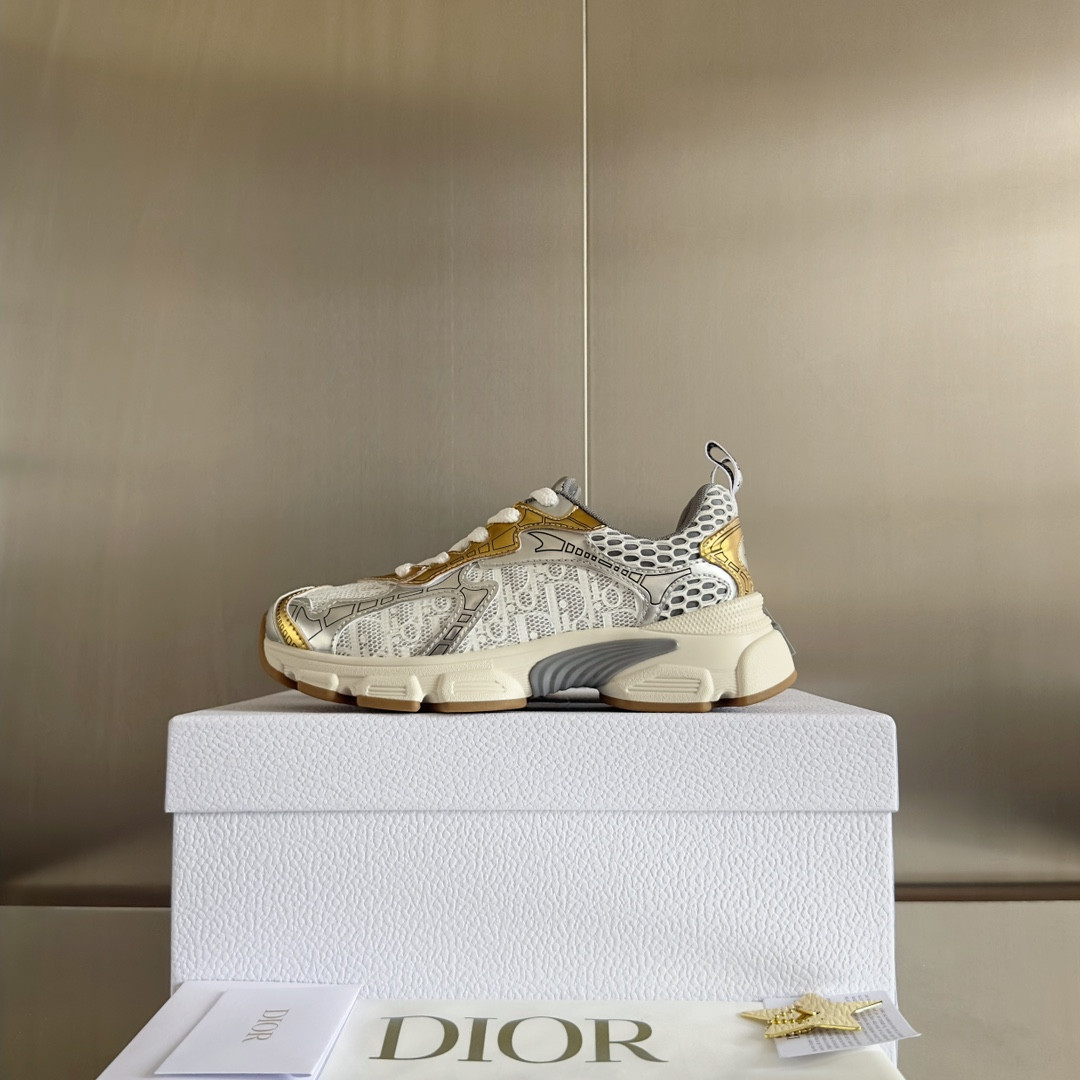 UA D10r Vibe Sneaker