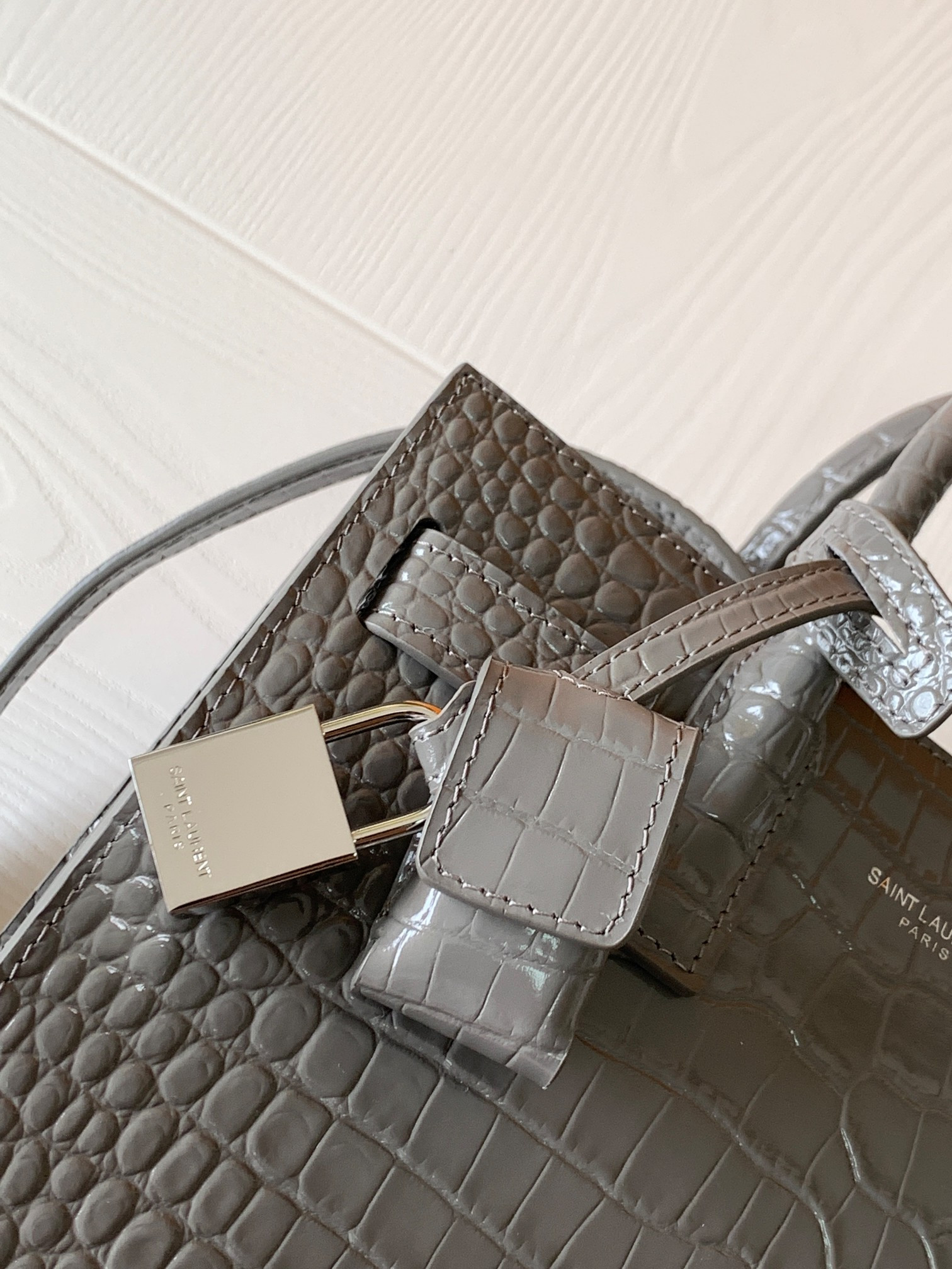 Y51 SAC DE JOUR IN CROCODILE EMBOSSED LEATHER - NANO 22x18x10.5cm