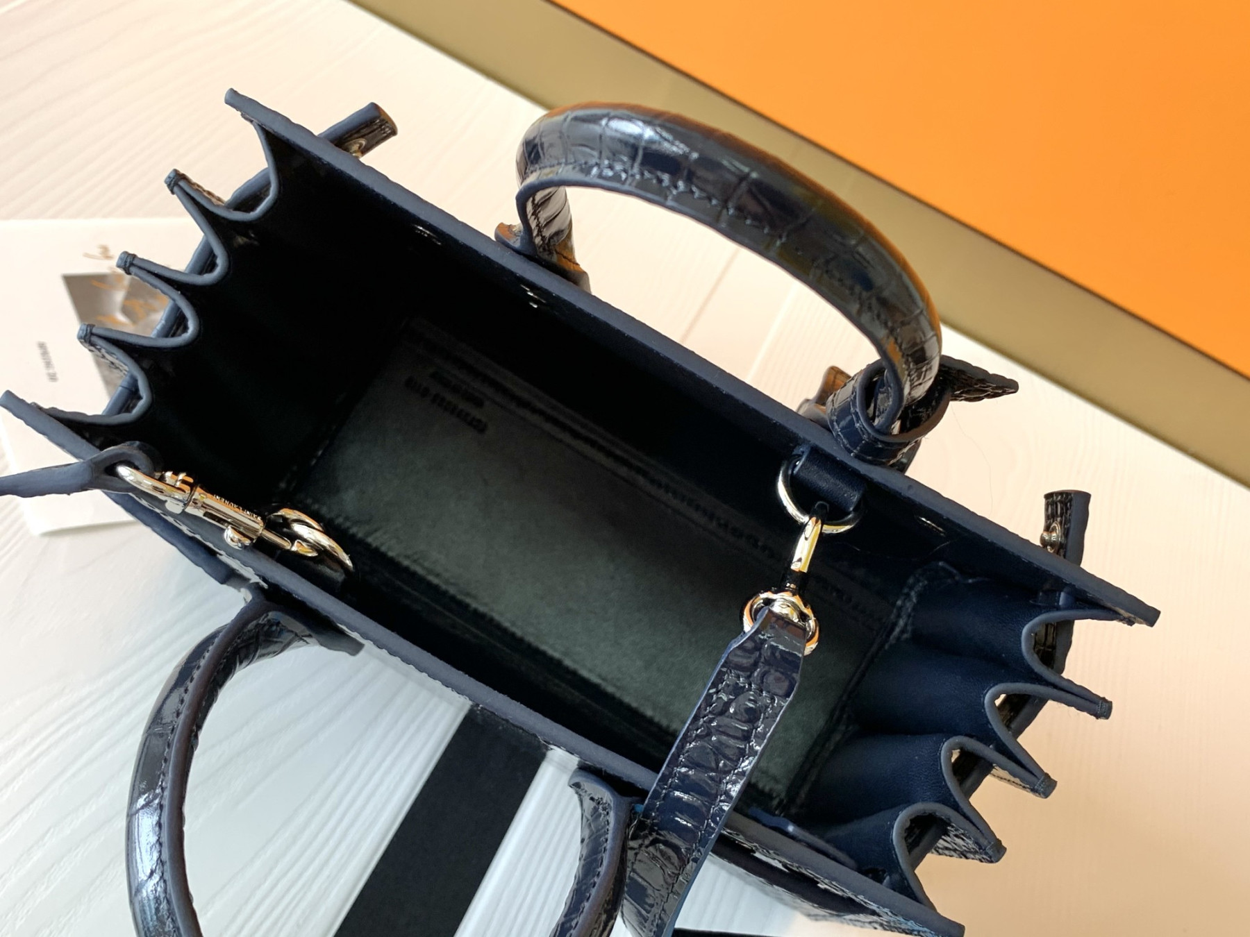 Y51 SAC DE JOUR IN CROCODILE EMBOSSED LEATHER - NANO 22x18x10.5cm