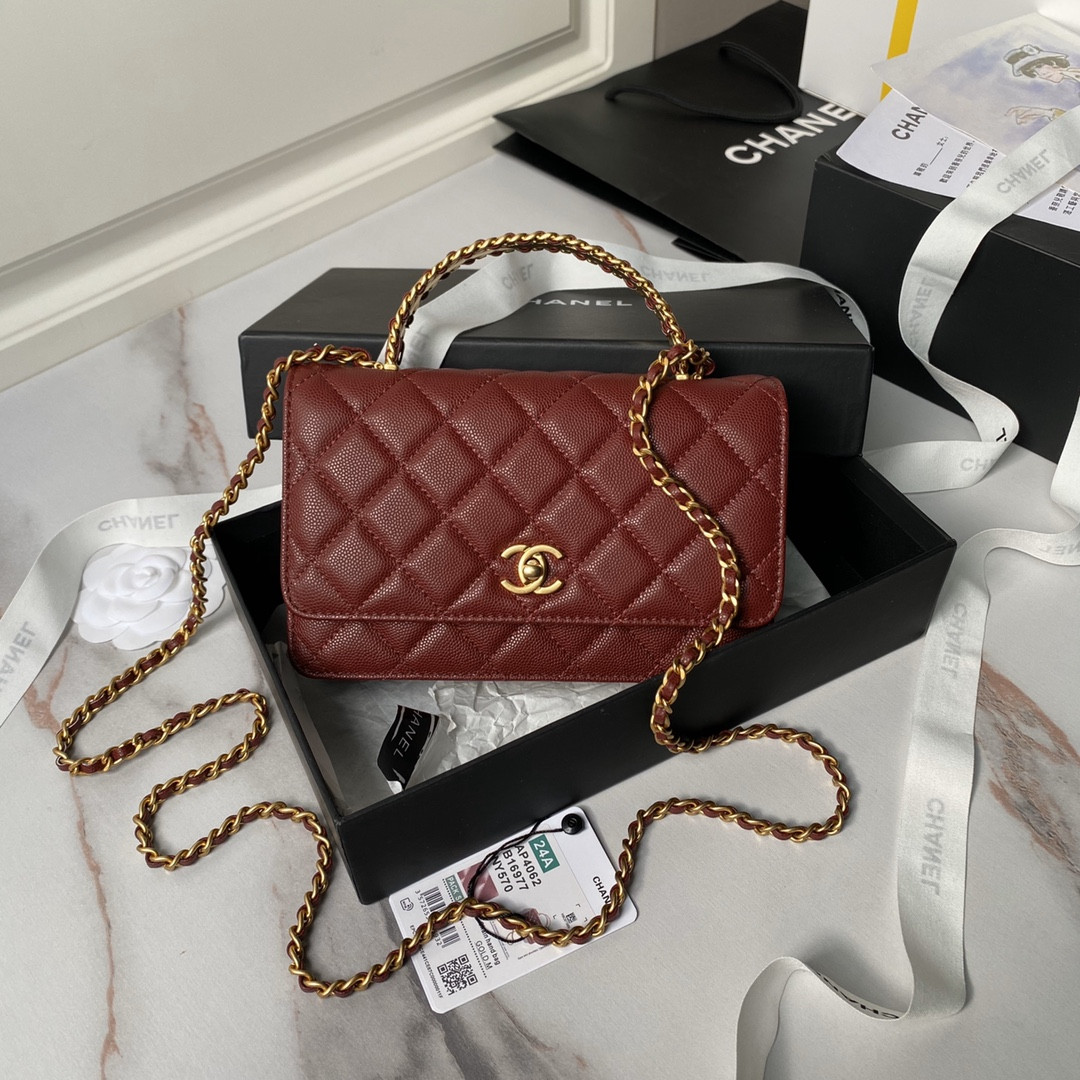 Ch**el WALLET ON CHAIN Grained Shiny Calfskin & Gold-Tone Metal 12 × 19 × 5 cm
