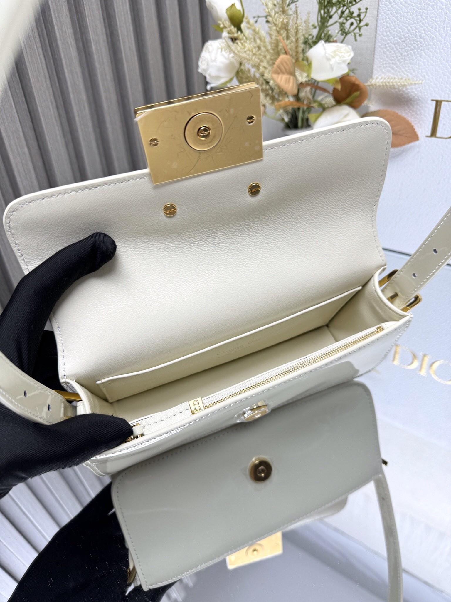 D10r Miss D10r flap bag 22 x 11 x 6 cm(Patent Calfskin)