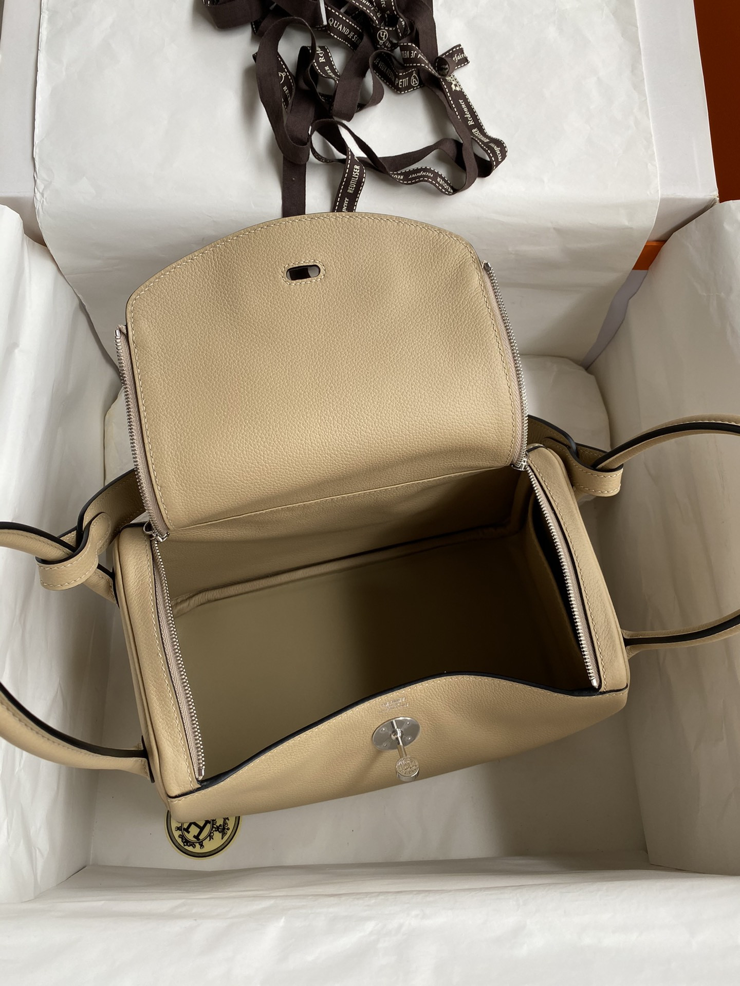 h**me5 lindy 26cm(cusT0mized, no exchange no return, about 15-20days)