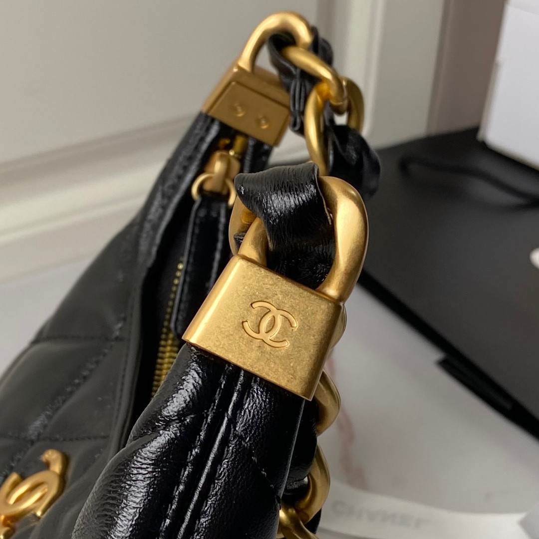 Ch**el Hobo Handbag 22.5×19.5×8.5cm
