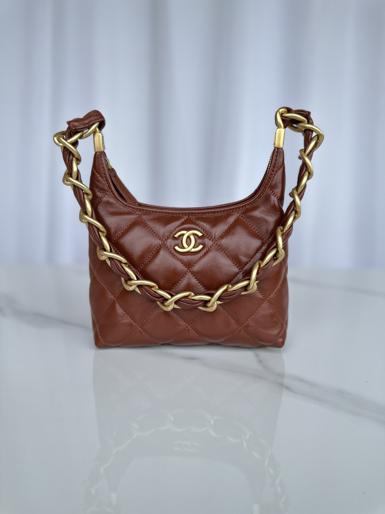 Ch**el Hobo Handbag 22×22×9cm