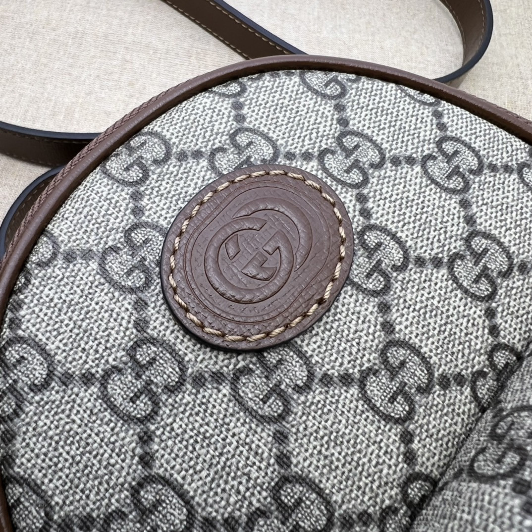 Gvc*1 backpacks 15x19x8cm