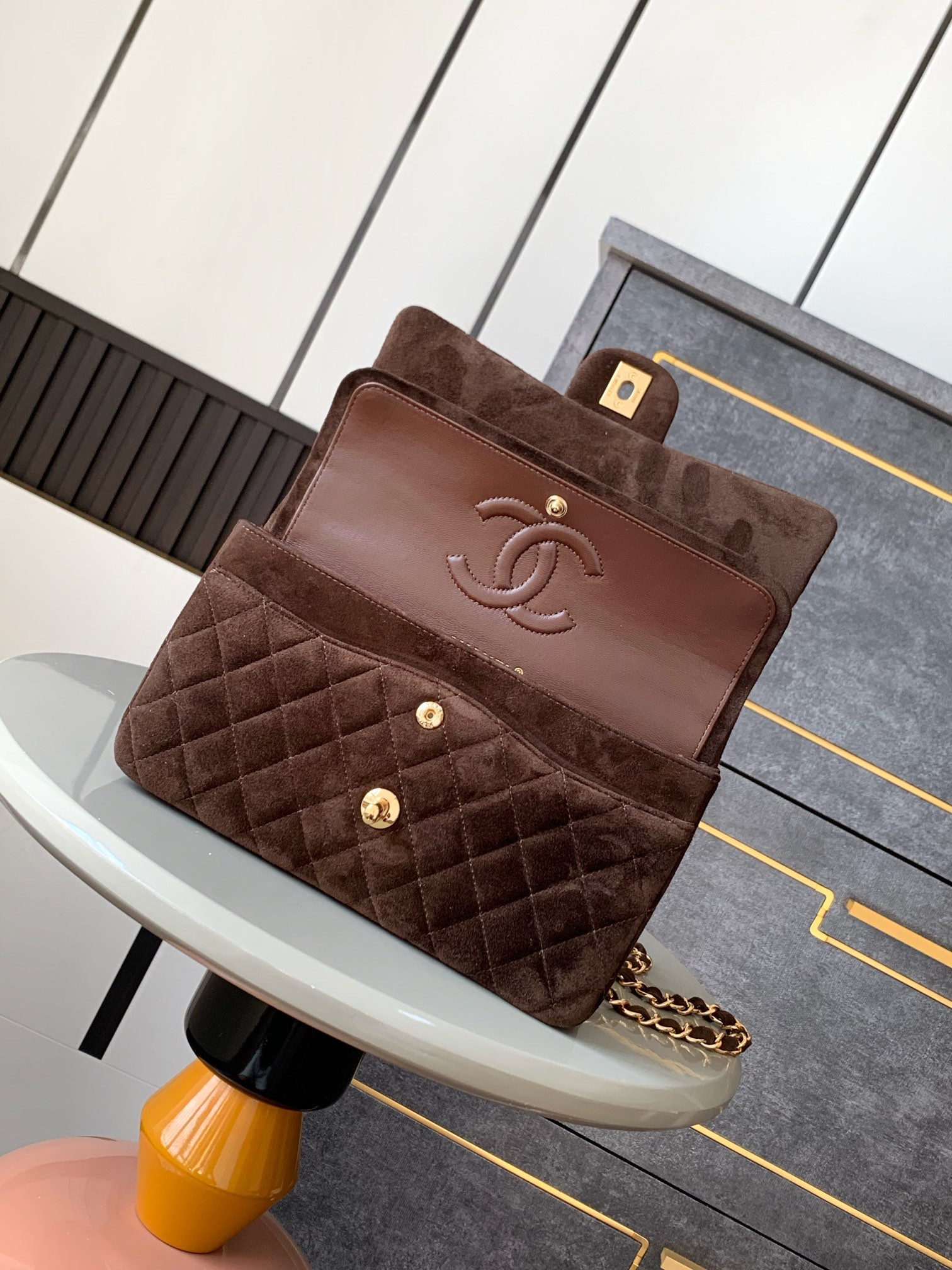 Ch**el CLASSIC 11.12 HANDBAG 25 15.5×25.5×6.5cm