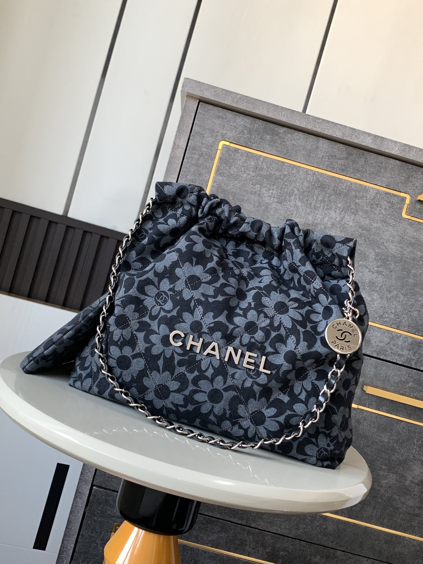 Ch**el 22 HANDBAG 35×37×7cm