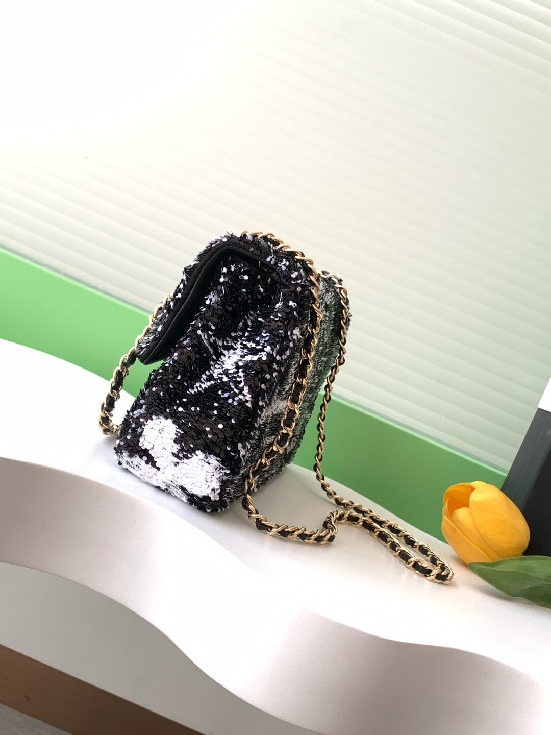 Ch**el Flap Bag 14x21x8cm