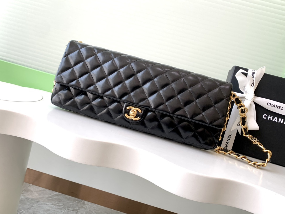 Ch**el Baguette Clutch 38x18x4cm