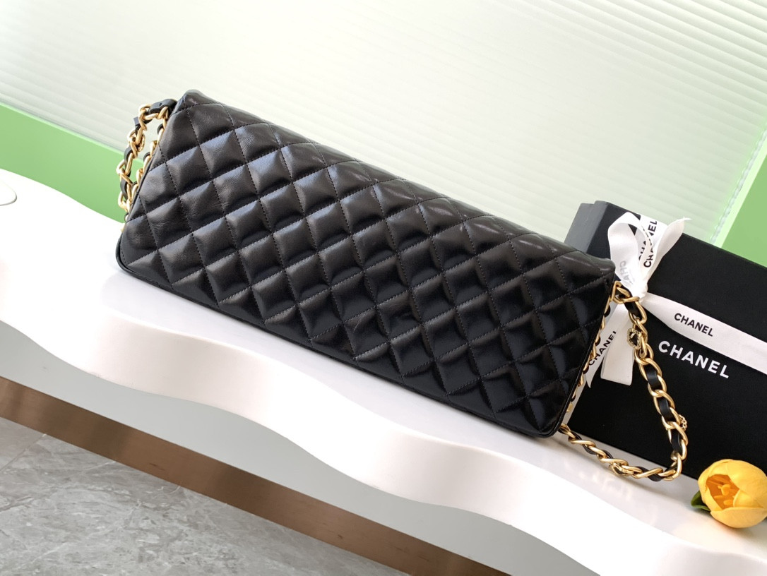 Ch**el Baguette Clutch 38x18x4cm