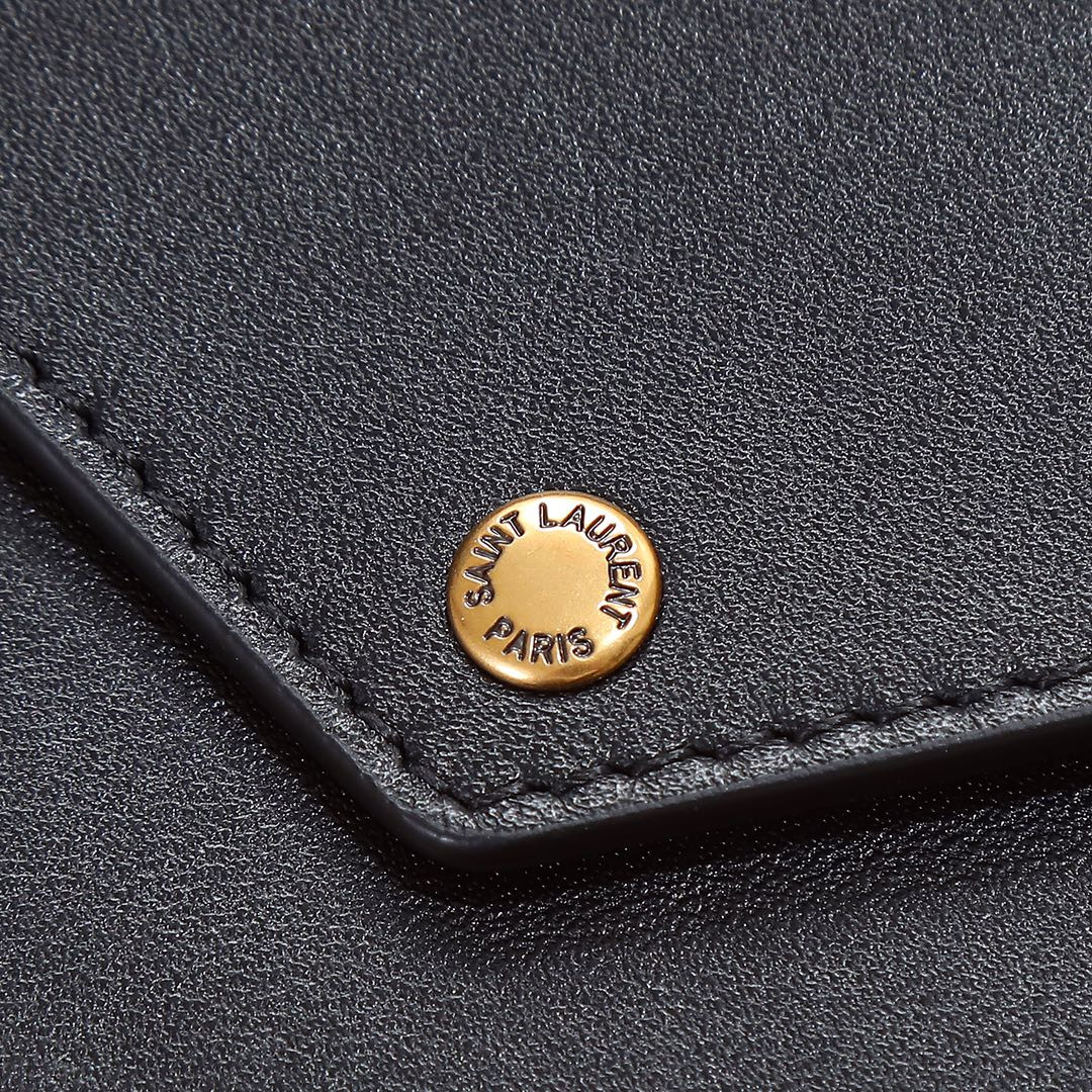 Y51 LOULOU small in MATELASSÉ lambskin 24x14x6cm