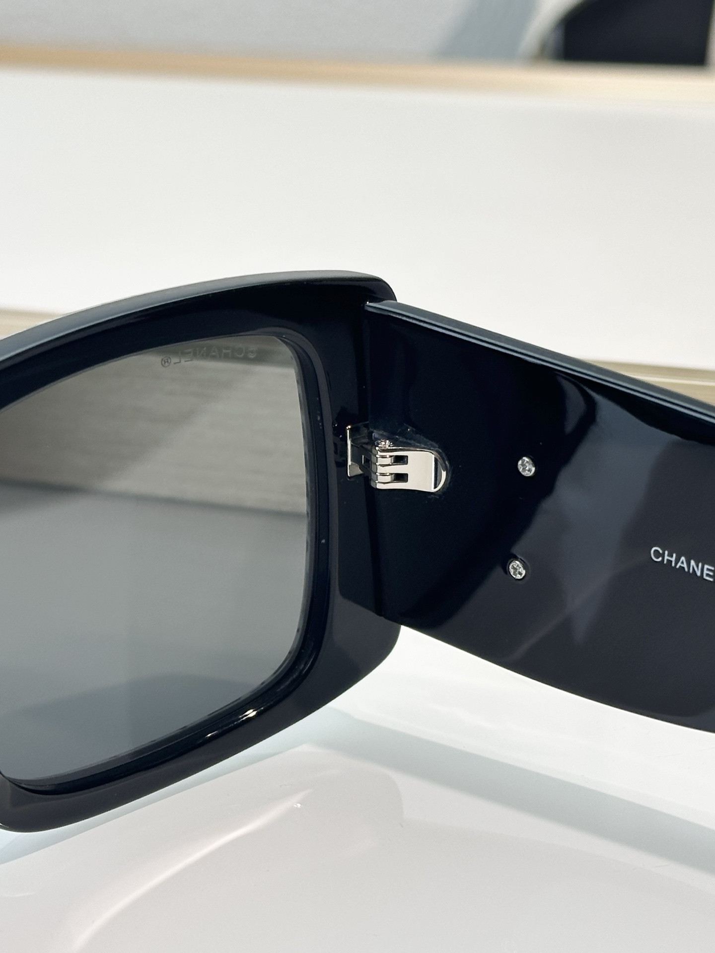 Ch**el Glasses A71628 54-20-145