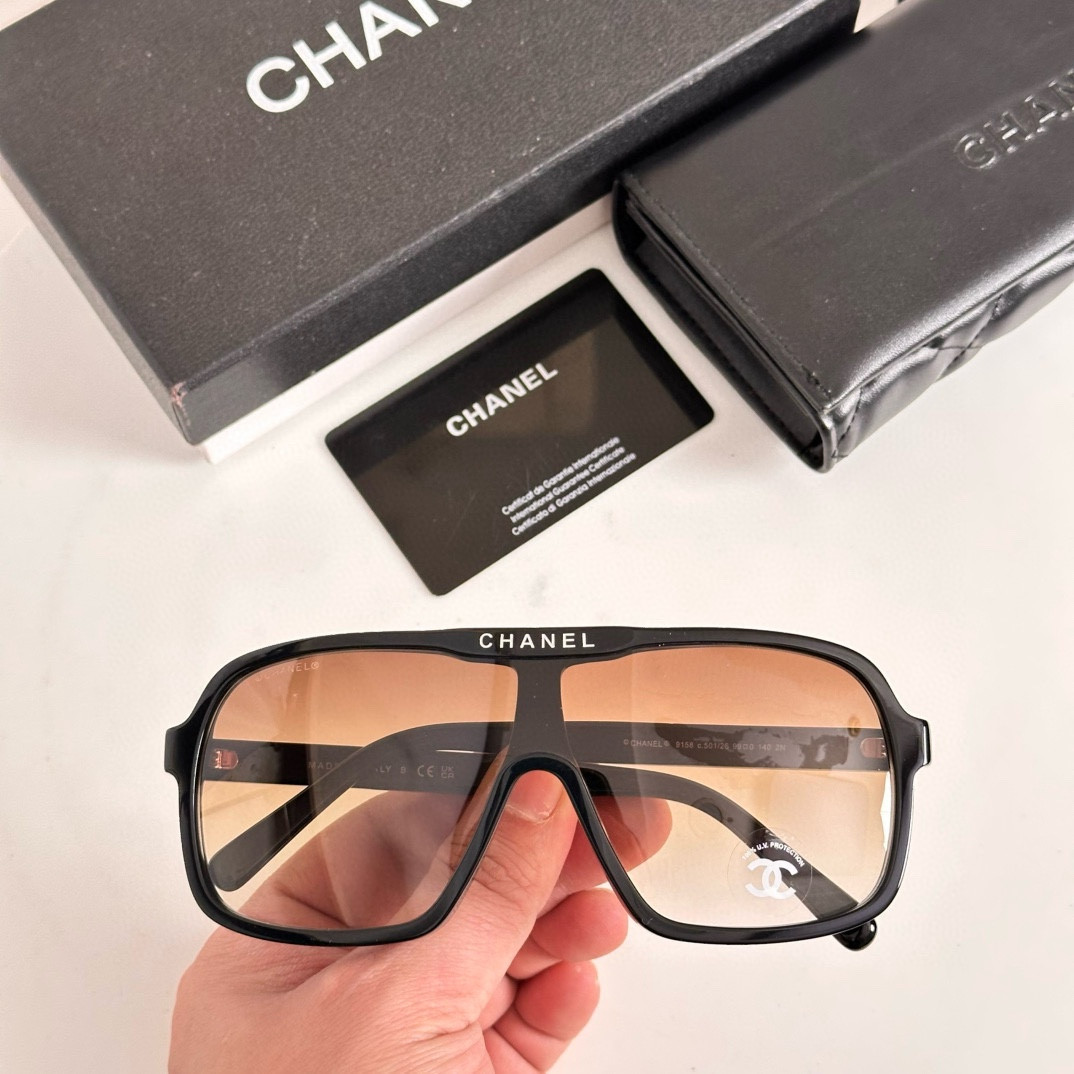 Ch**el Glasses CH9158