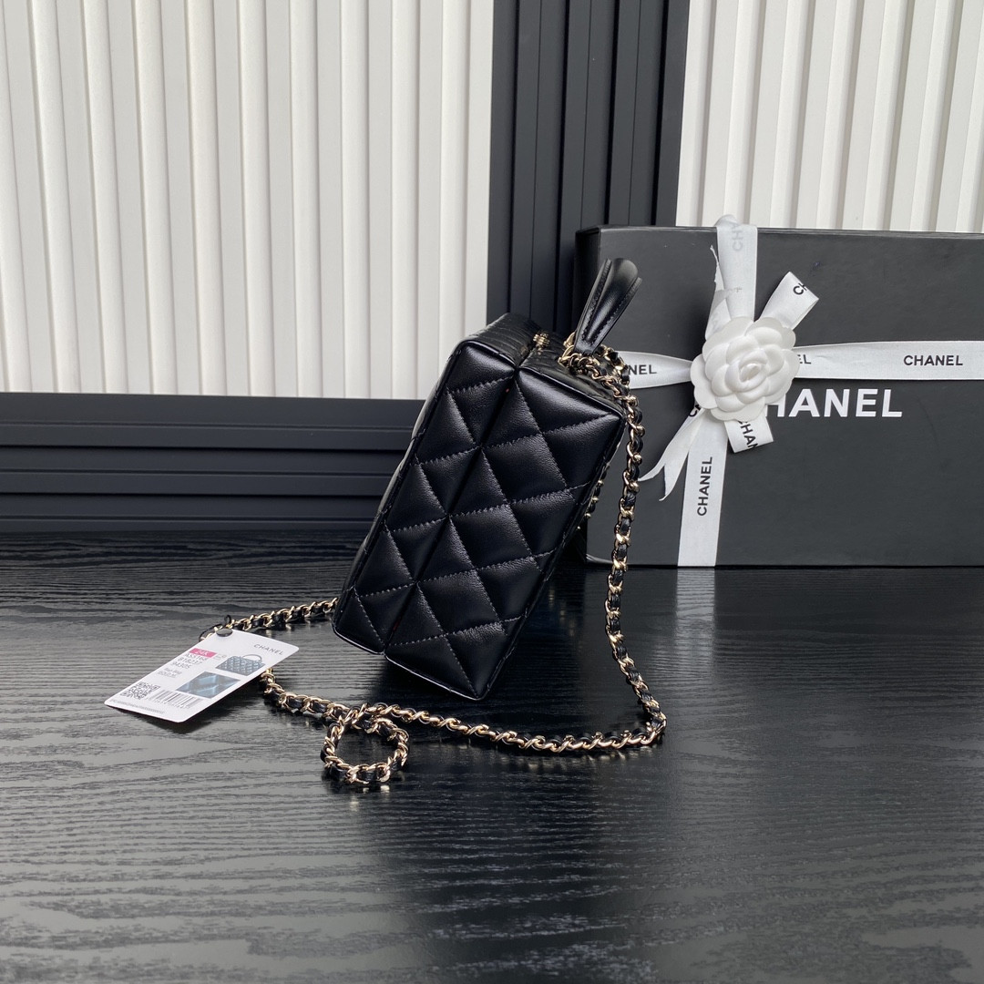 Ch**el Box bag 15x22x7.5cm