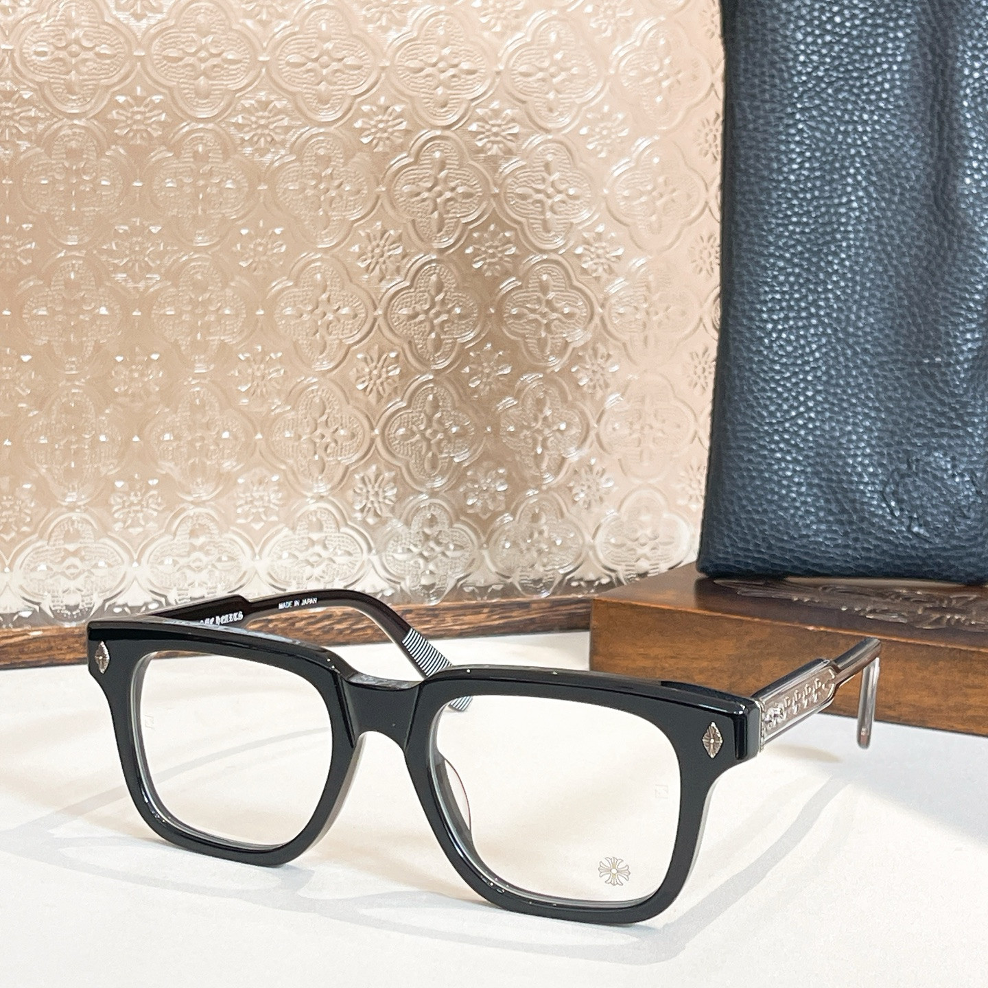 Ch*0me He**ts Glasses AMBIDIXTROUS 52-19-150