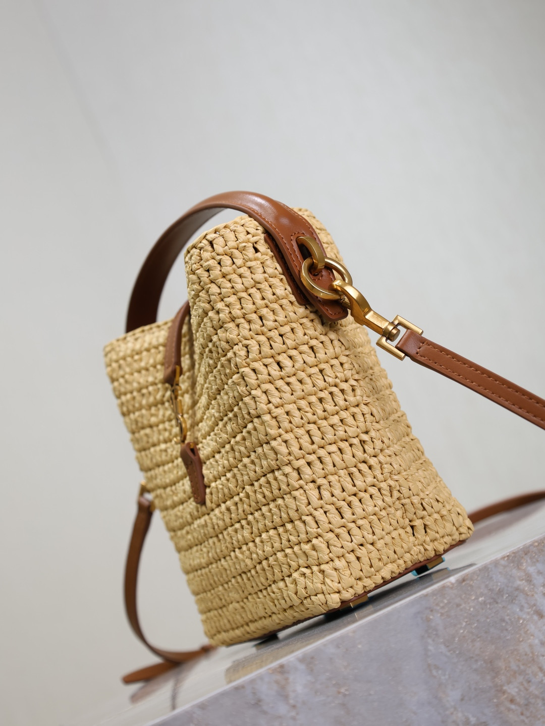 Y51 LE 37 mini (raffia) 15x13x6cm