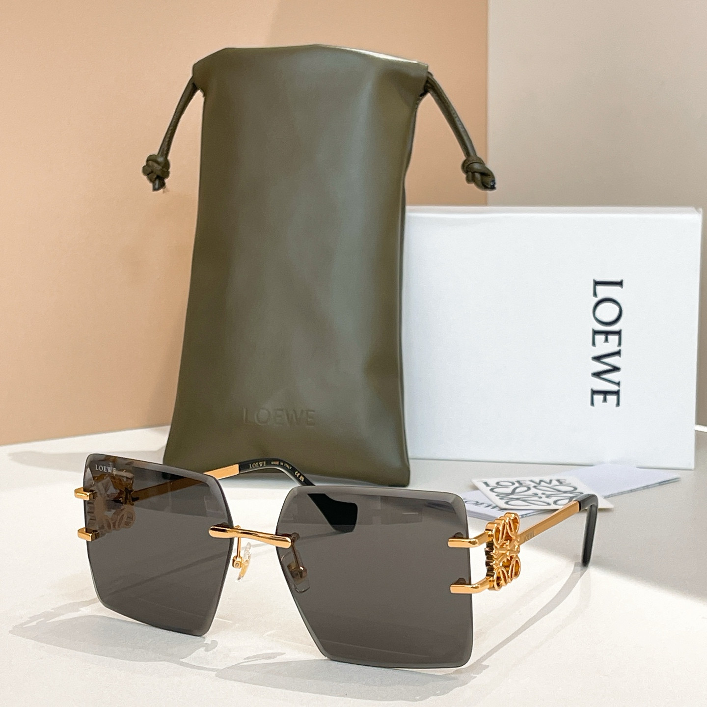 L0ew* Glasses HW2057 141-0-142