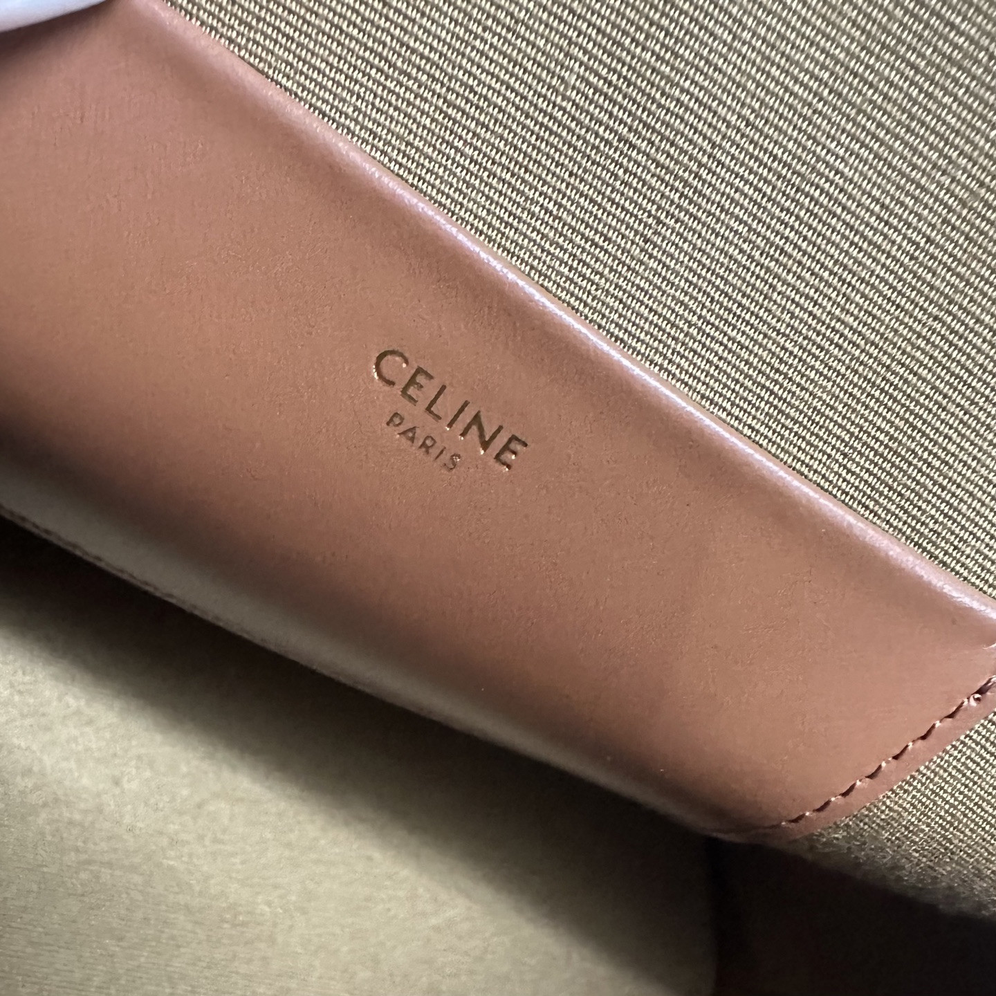 Ce1i*e TEEN HONORINE BAG IN Triomphe Canvas and Calfskin 22.5x17x10cm