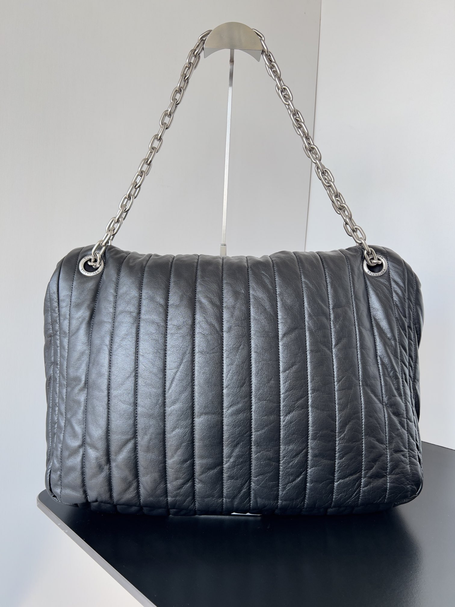 Ba1en*iaga Monaco Chain Bag Large 43.5x32x23cm