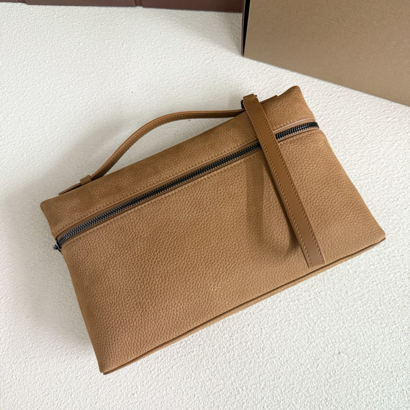 L0r0 P1ana Extra pouch L29 29x18x5cm