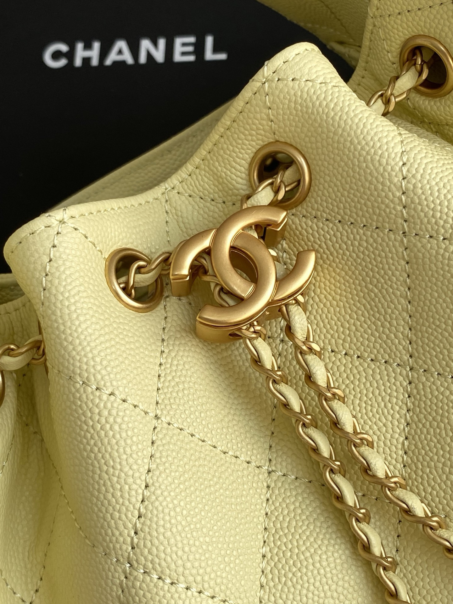 Ch**el 25C Bucket Bag 20x22x12.5cm