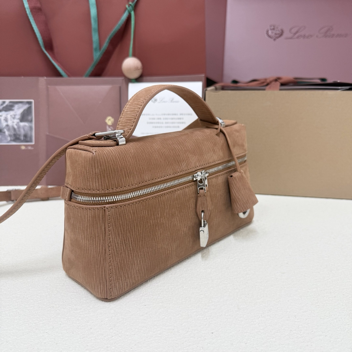 L0r0 P1ana Extra Bag L23 23x12x7cm