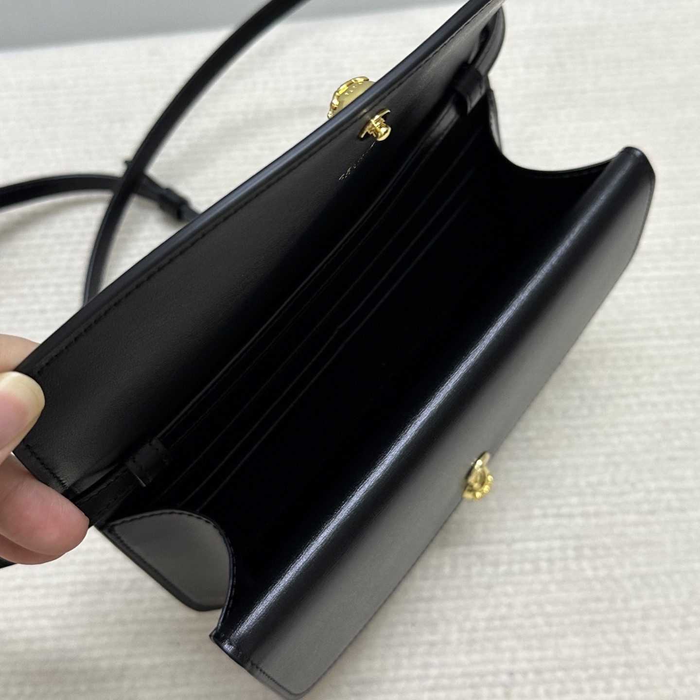 Ce1i*e DUO WALLET ON STRAP IN Shiny calfskin 20x13x6cm