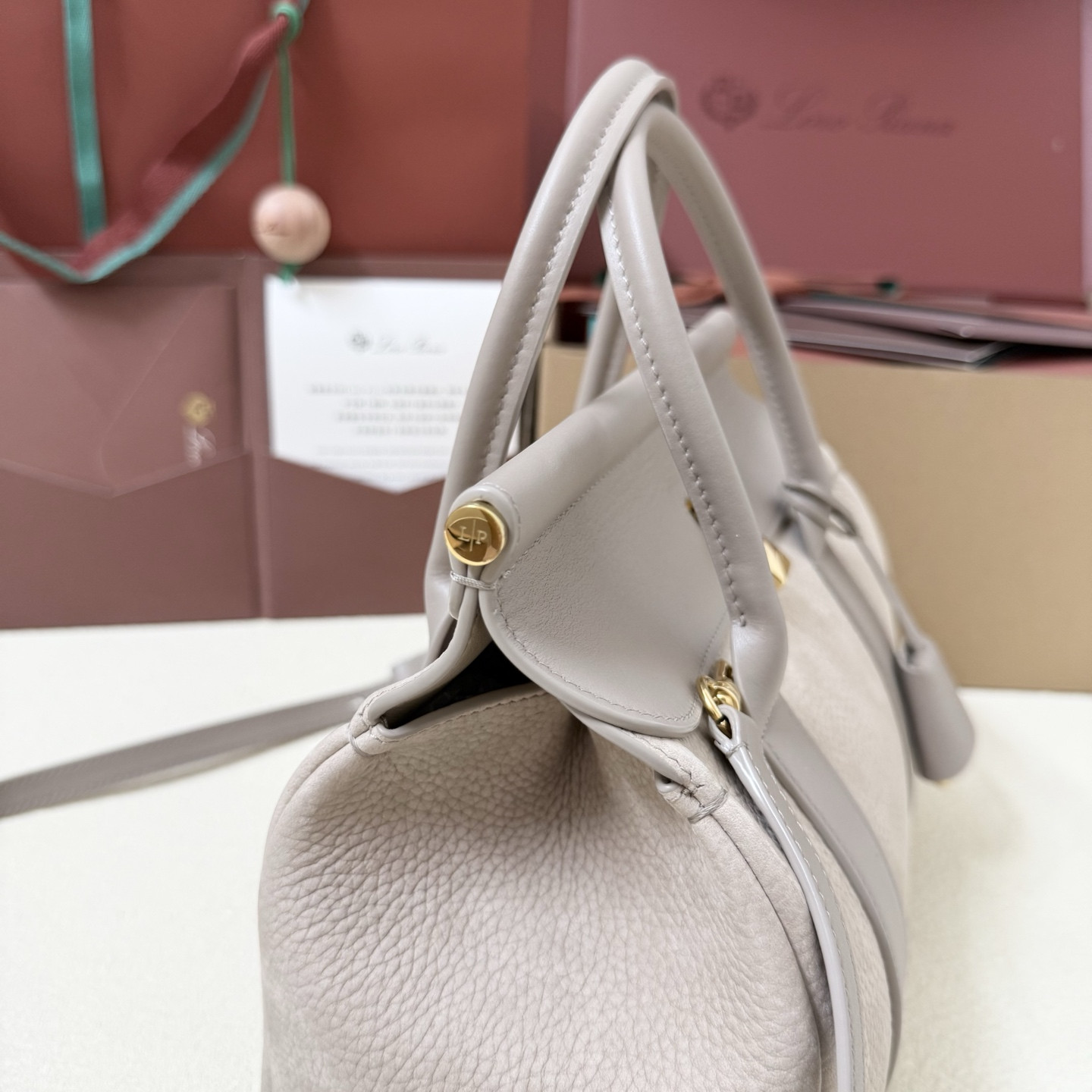 L0r0 P1ana Loom L25 Calfskin 25x18x12.5cm