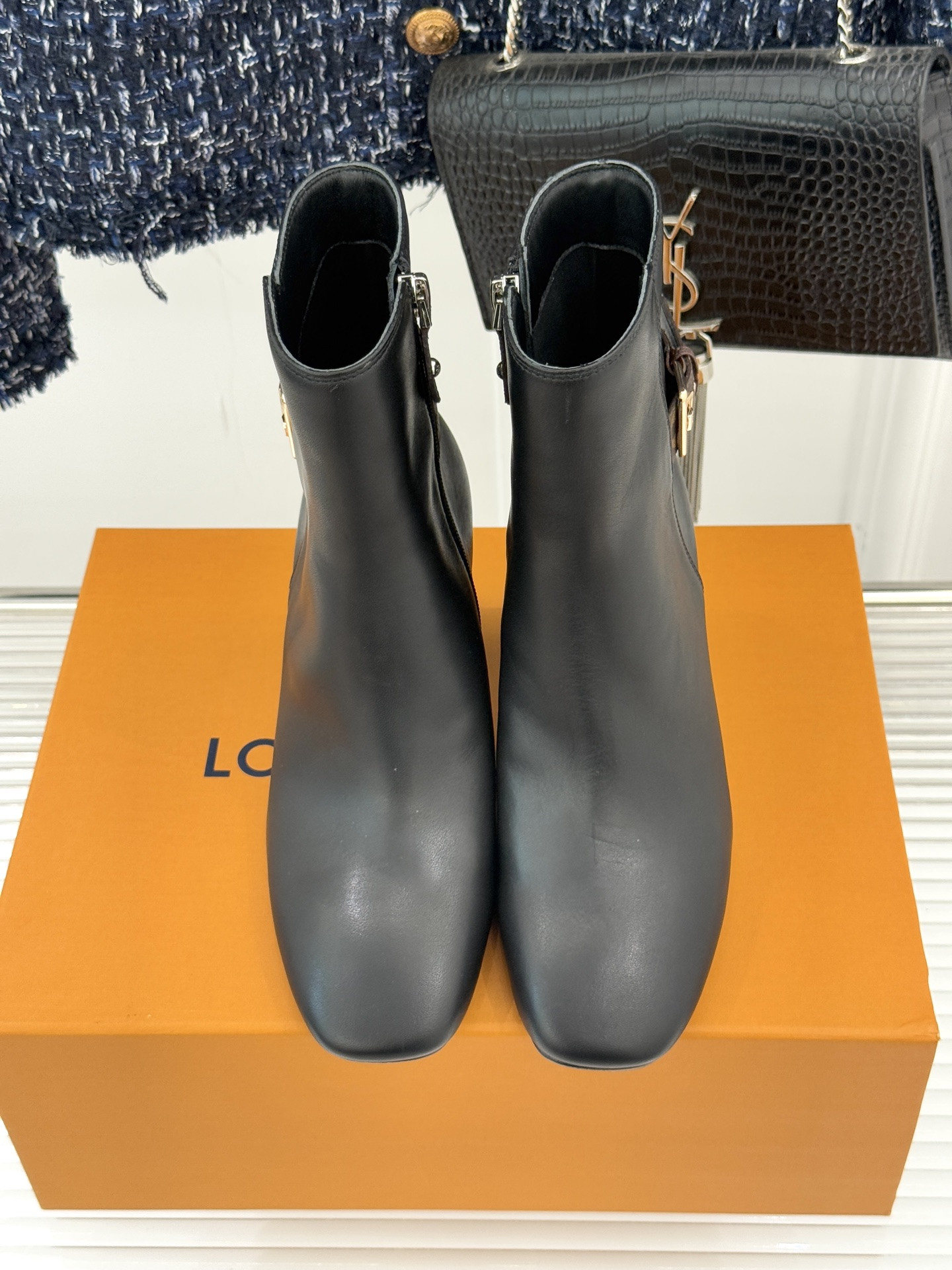 UA LV Silhouette Ankle Boot