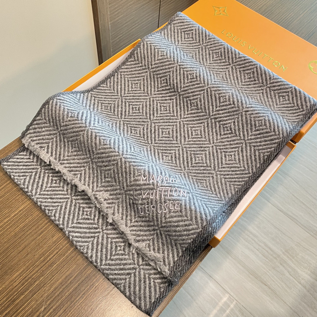 L0vis Vvtt0n scarf 35x200cm 100% cashmere