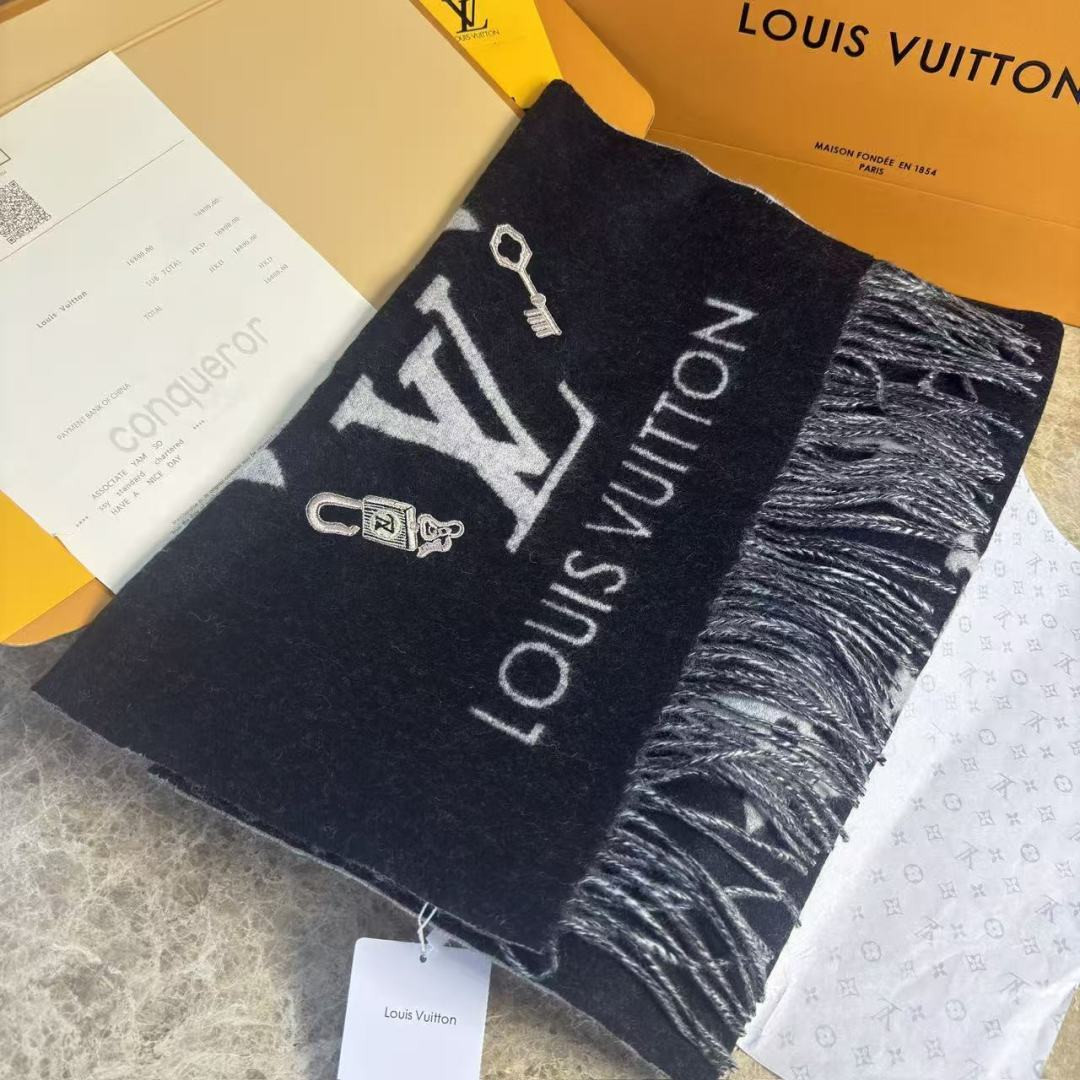 L0vis Vvtt0n Wild Reykjavik scarf 45x170cm 100% cashmere