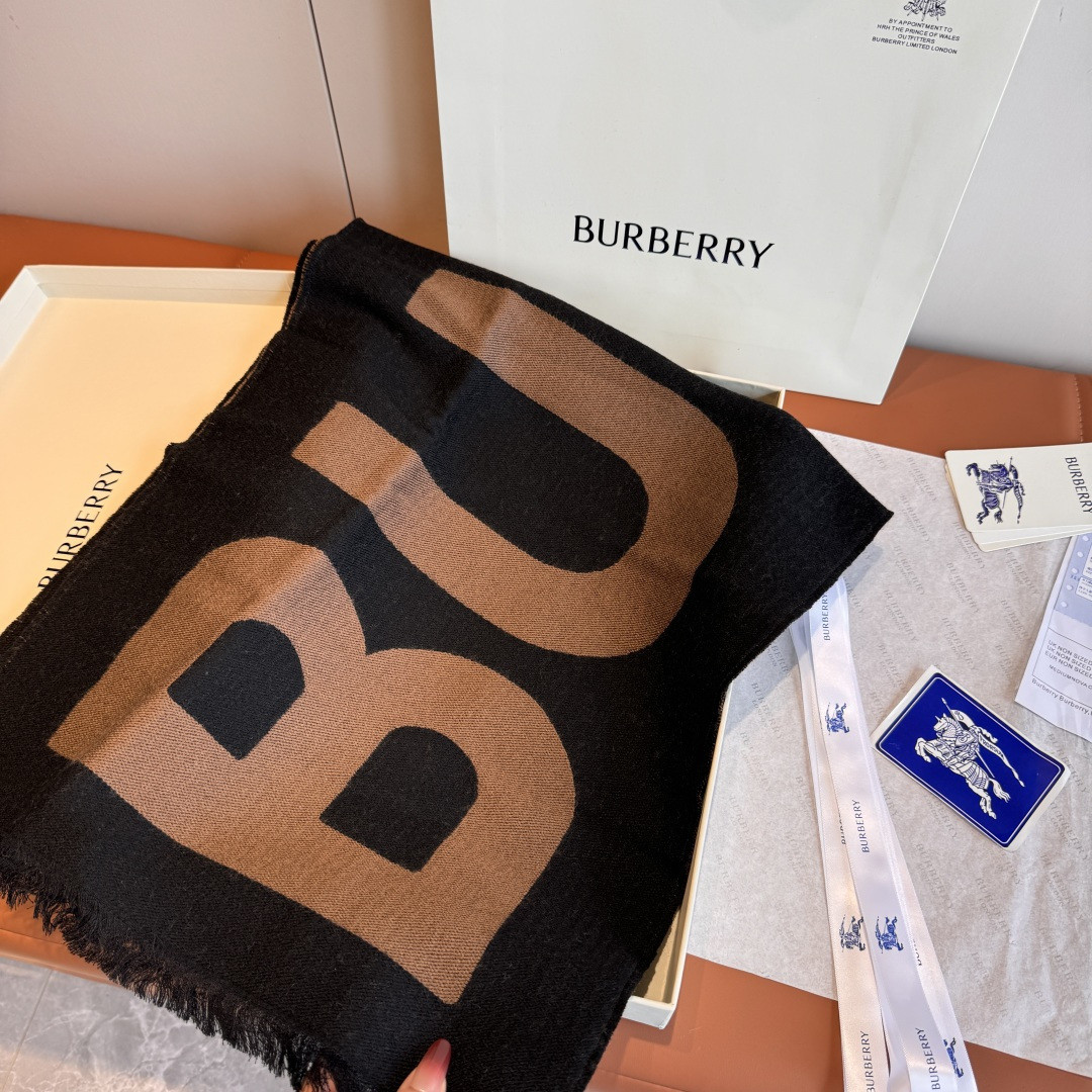 Bv*b*rry scarf 36x180cm