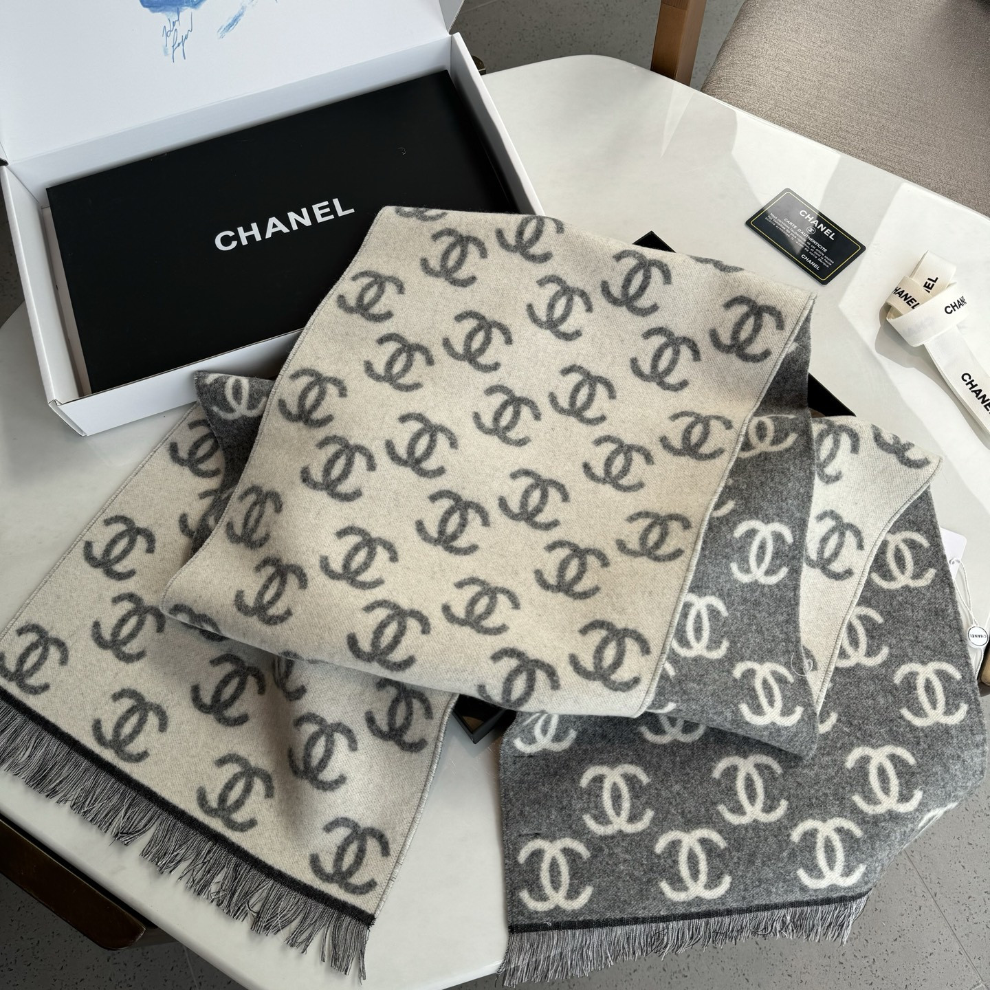 Ch**el scarf 35x180cm 92% wool 8% cashmere