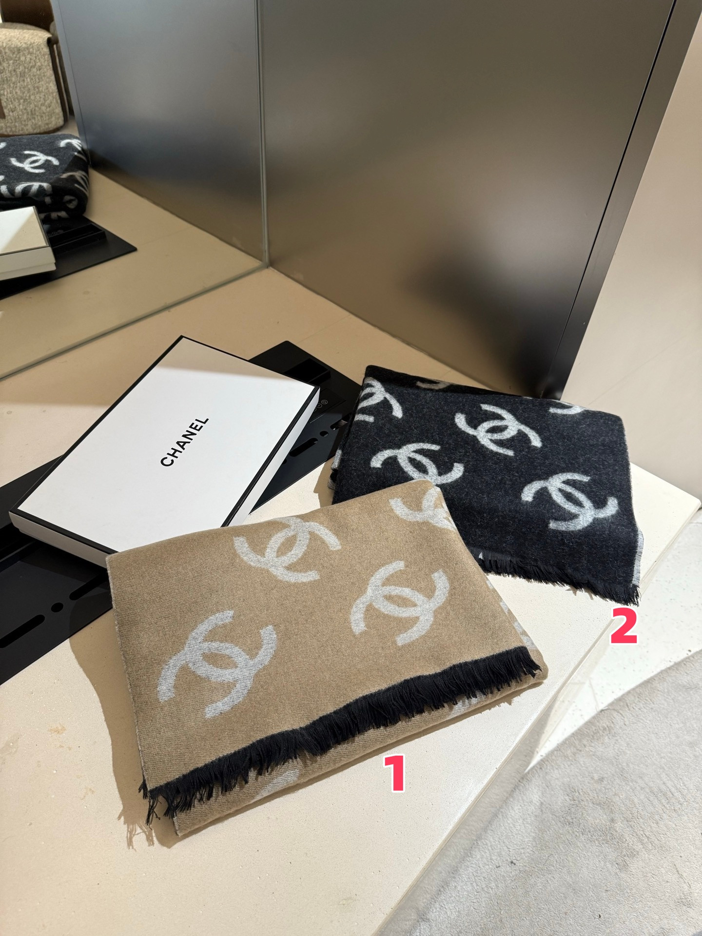 Ch**el scarf 70x205cm