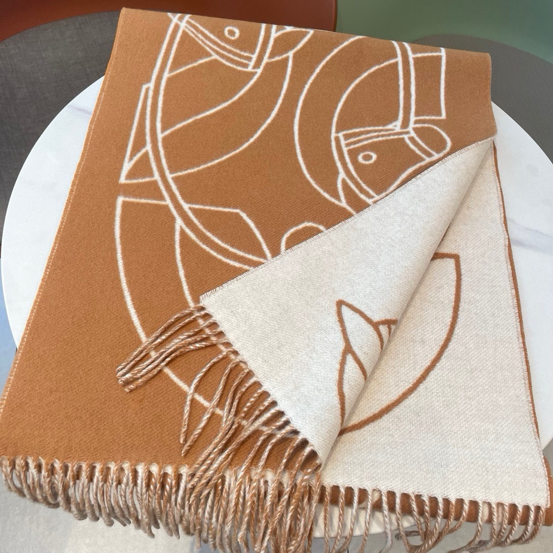 H**me5 scarf 40x195cm