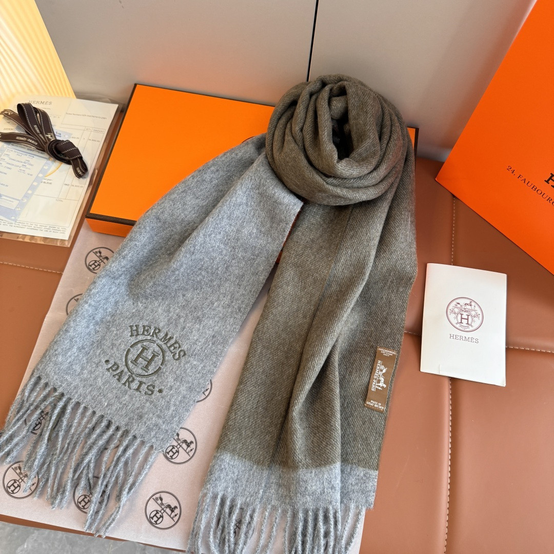 H**me5 scarf 30x180cm