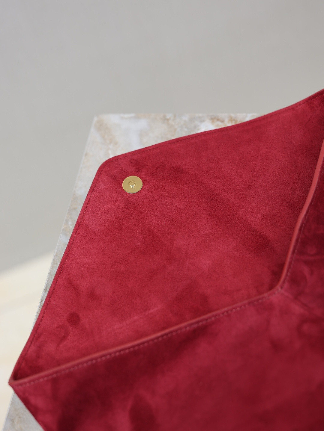 Y51 CASSANDRE Large Envelope Pouch 29.5x18x4.5cm