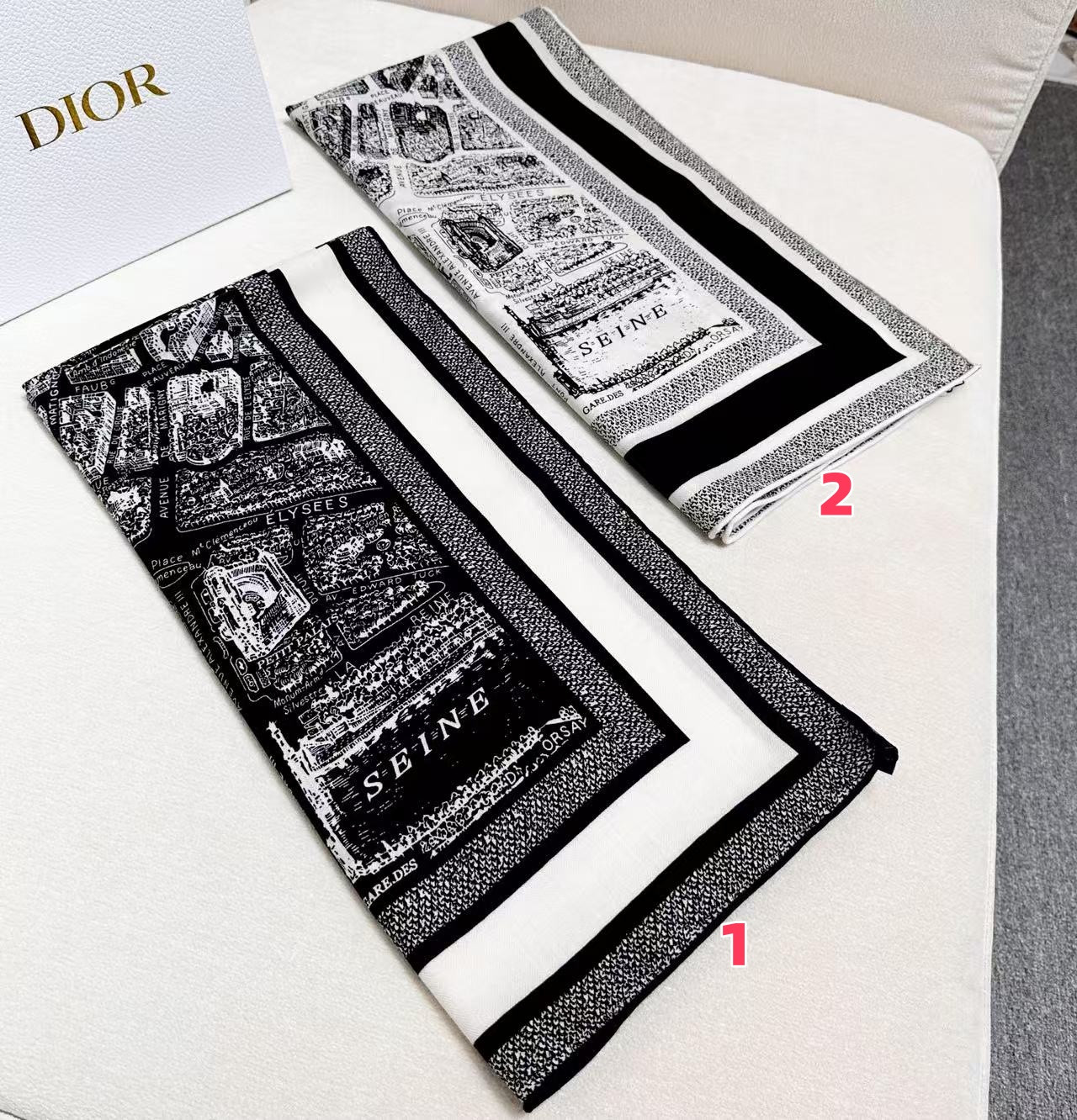 D10r silk scarf 110x110cm