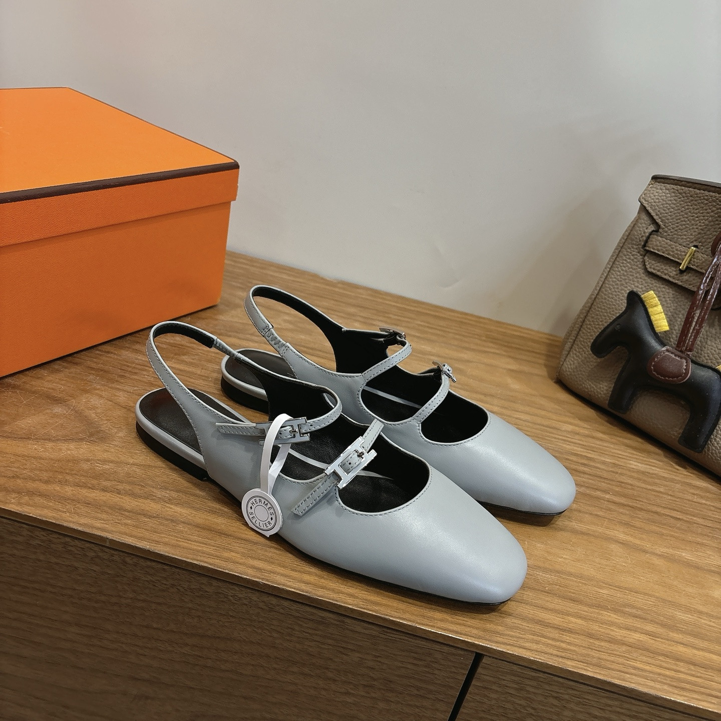 UA H**me5 Mila slingback