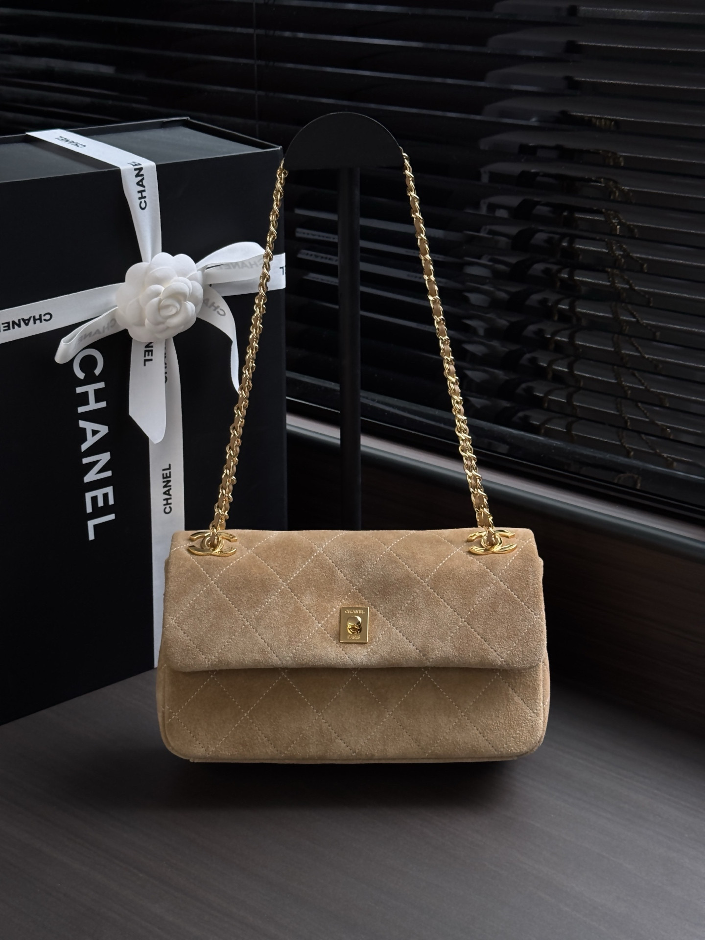 Ch**el Flap Bag AS6417 15x25.5x8cm