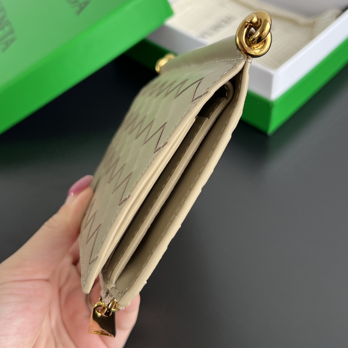 L0ew* Intrecciato Medium Bi-Fold Wallet 806078 14.5x11x2cm