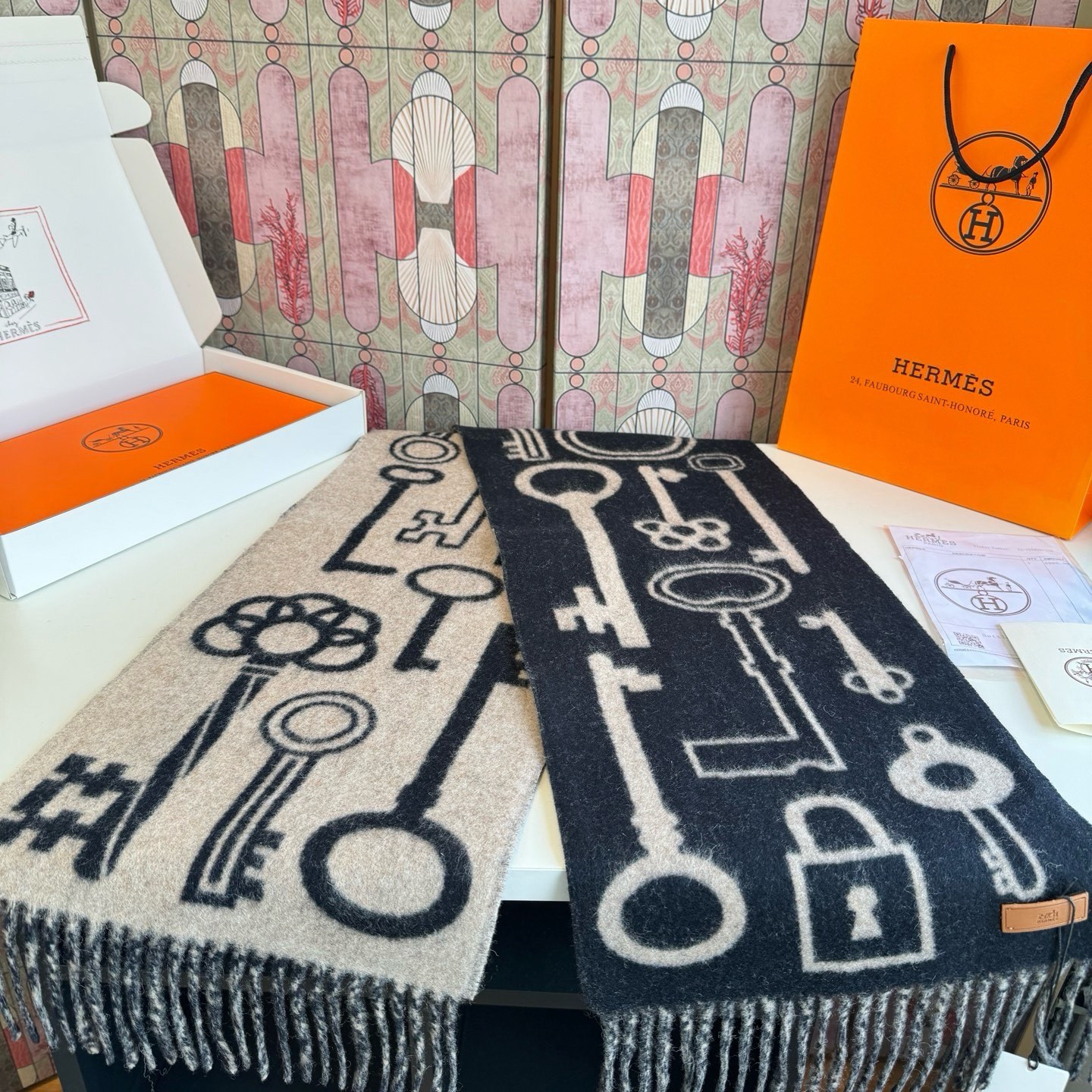 H**me5 scarf 30x180cm 100% Cashmere