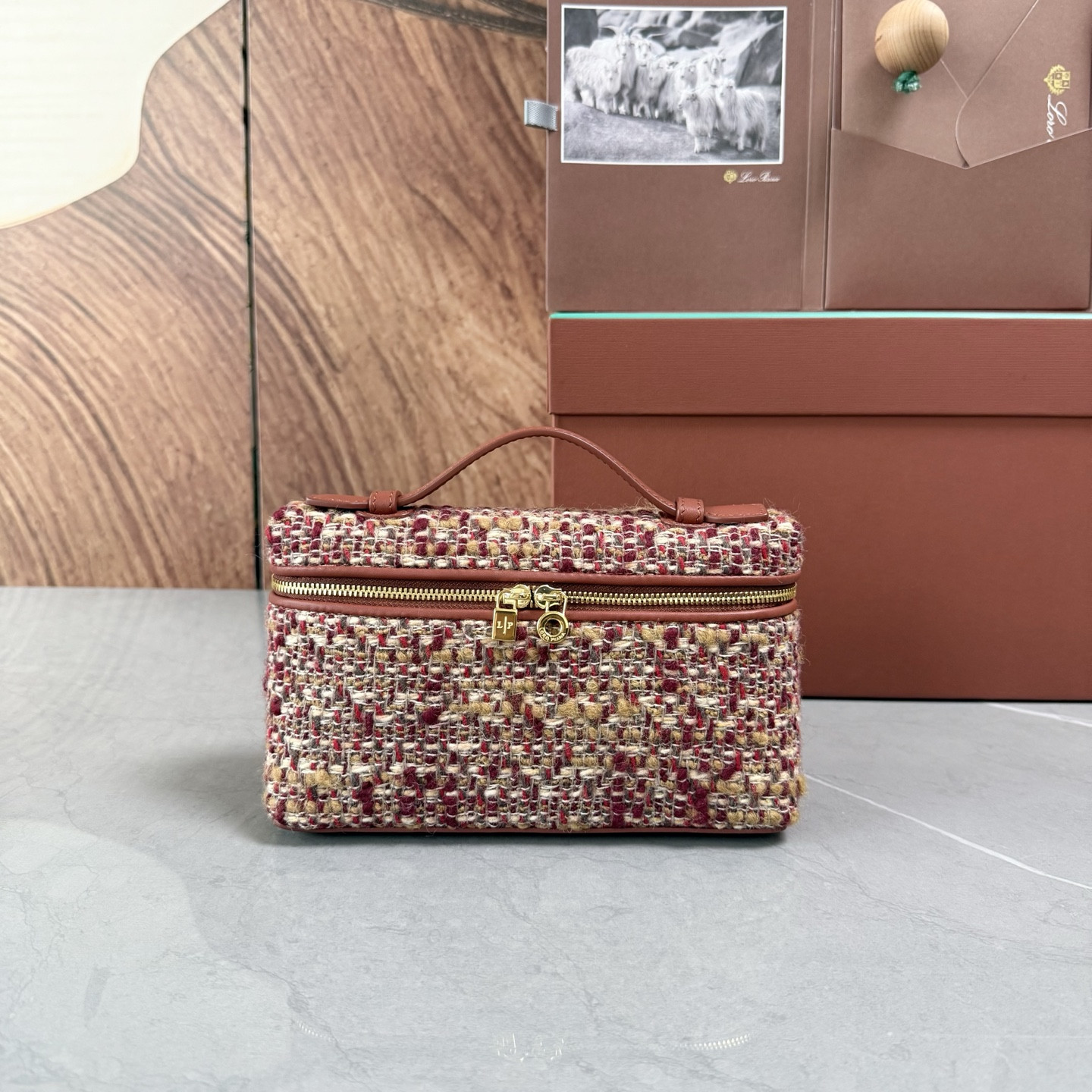 L0r0 P1ana Extra Pocket L19 11 x 19 x 6.5 cm