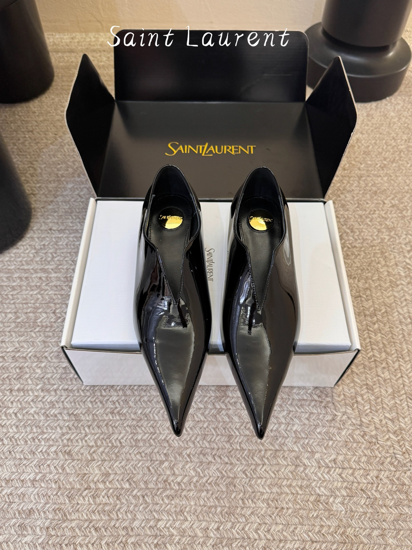 UA Y51 GASPAR Shoes in Patent Leather